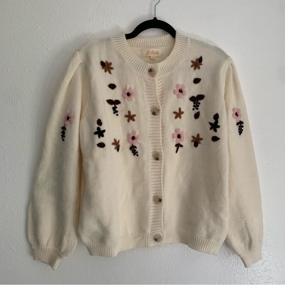 Gildan Cream Floral Cardigan